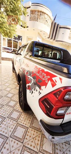 تويوتا هايلوكس